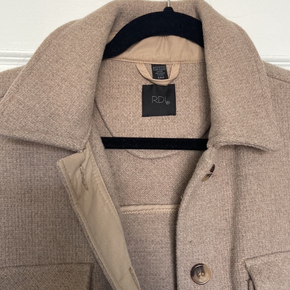 Oversized Shackett- S - Picture 4 of 6